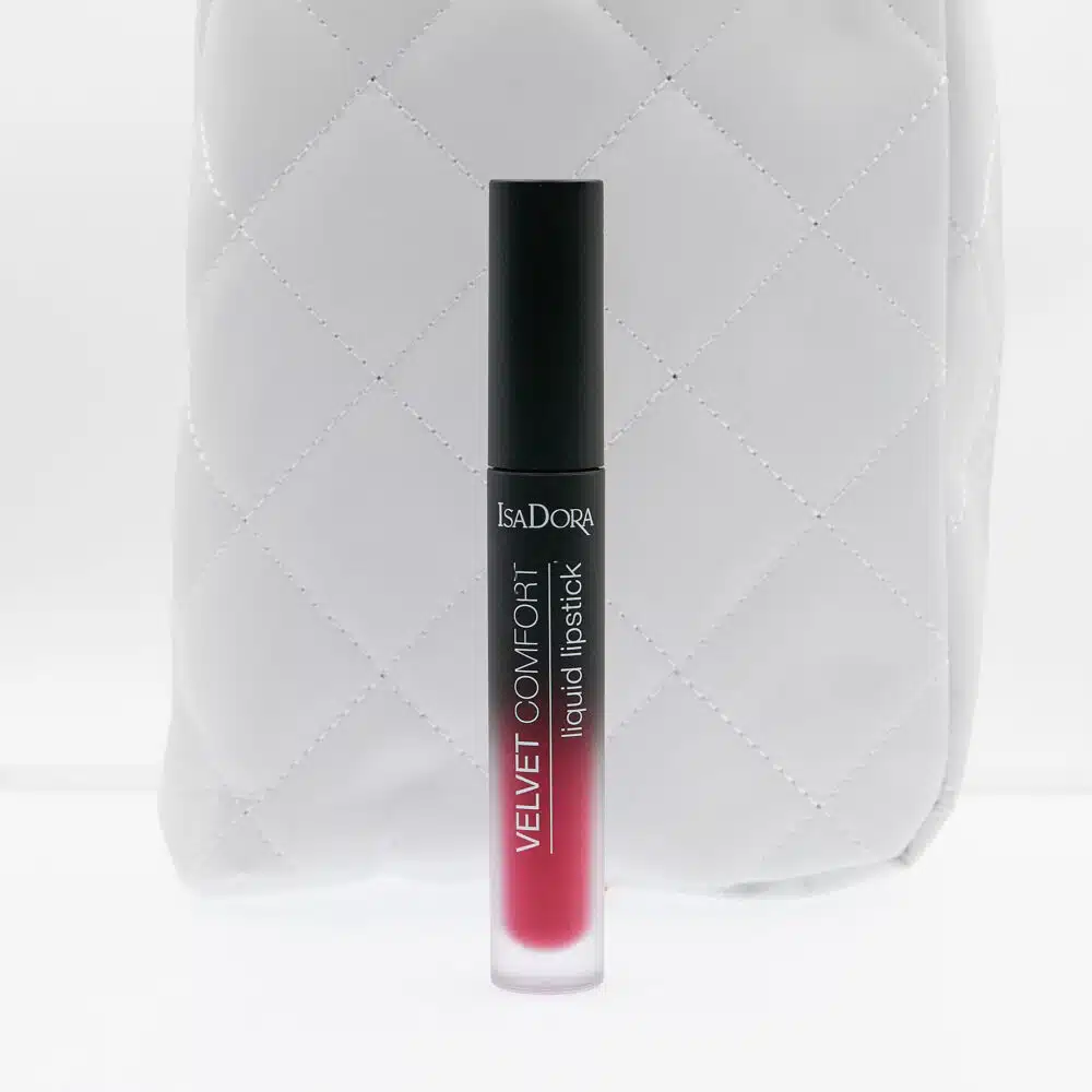 Isadora velvet comfort liquid lipstick 60 Raspberry kiss