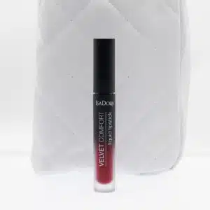 isadora velvet comfort liquid lipstick cranberry love 64